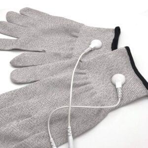 Conductive gloves